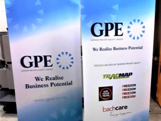 PULL-UP BANNERS